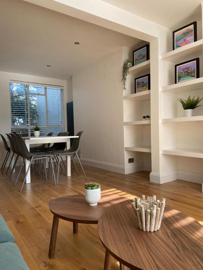 워딩 Warwick House - Stunning House With Terrace And Sea Views, Sleeps 11 빌라 외부 사진