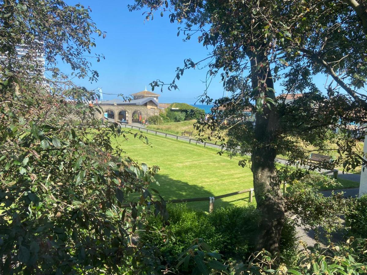 워딩 Warwick House - Stunning House With Terrace And Sea Views, Sleeps 11 빌라 외부 사진