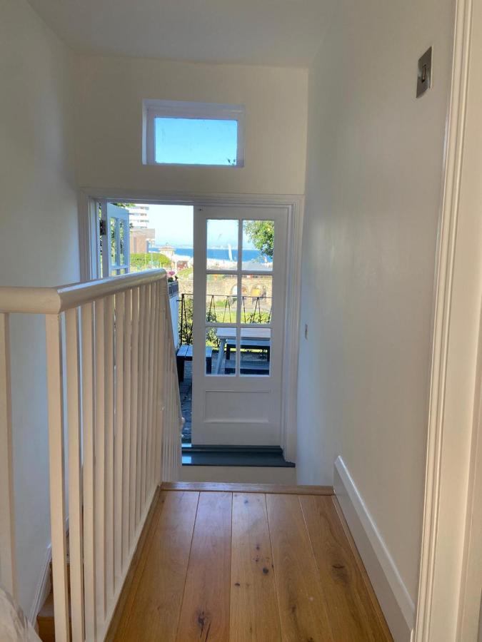 워딩 Warwick House - Stunning House With Terrace And Sea Views, Sleeps 11 빌라 외부 사진
