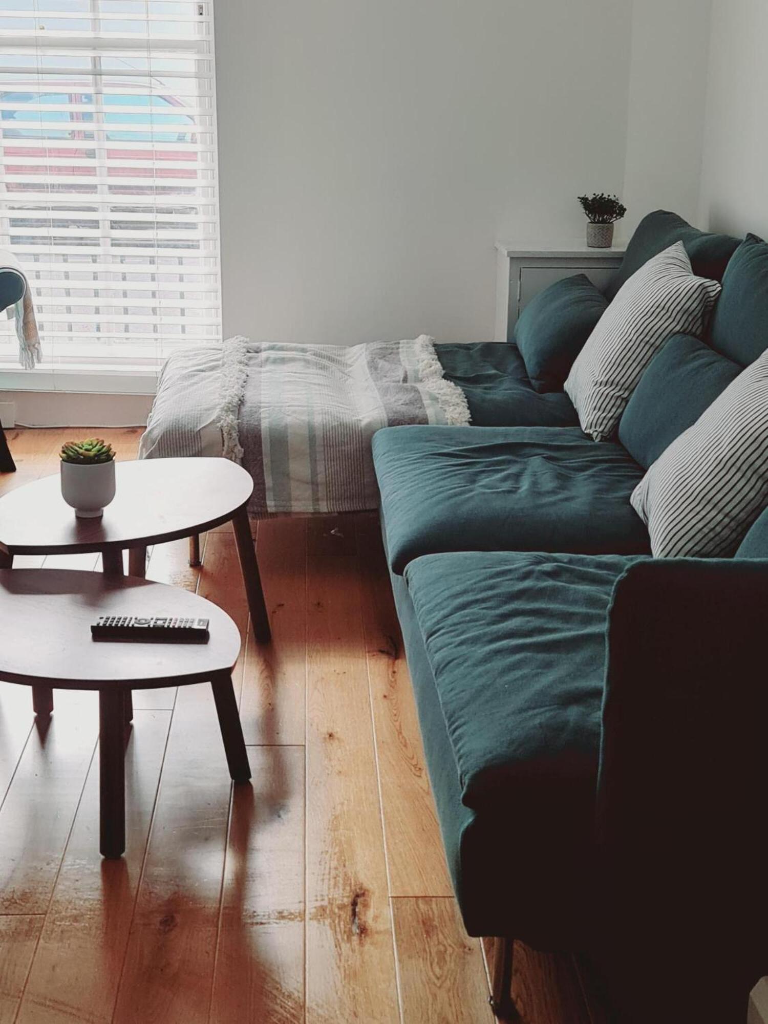 워딩 Warwick House - Stunning House With Terrace And Sea Views, Sleeps 11 빌라 객실 사진