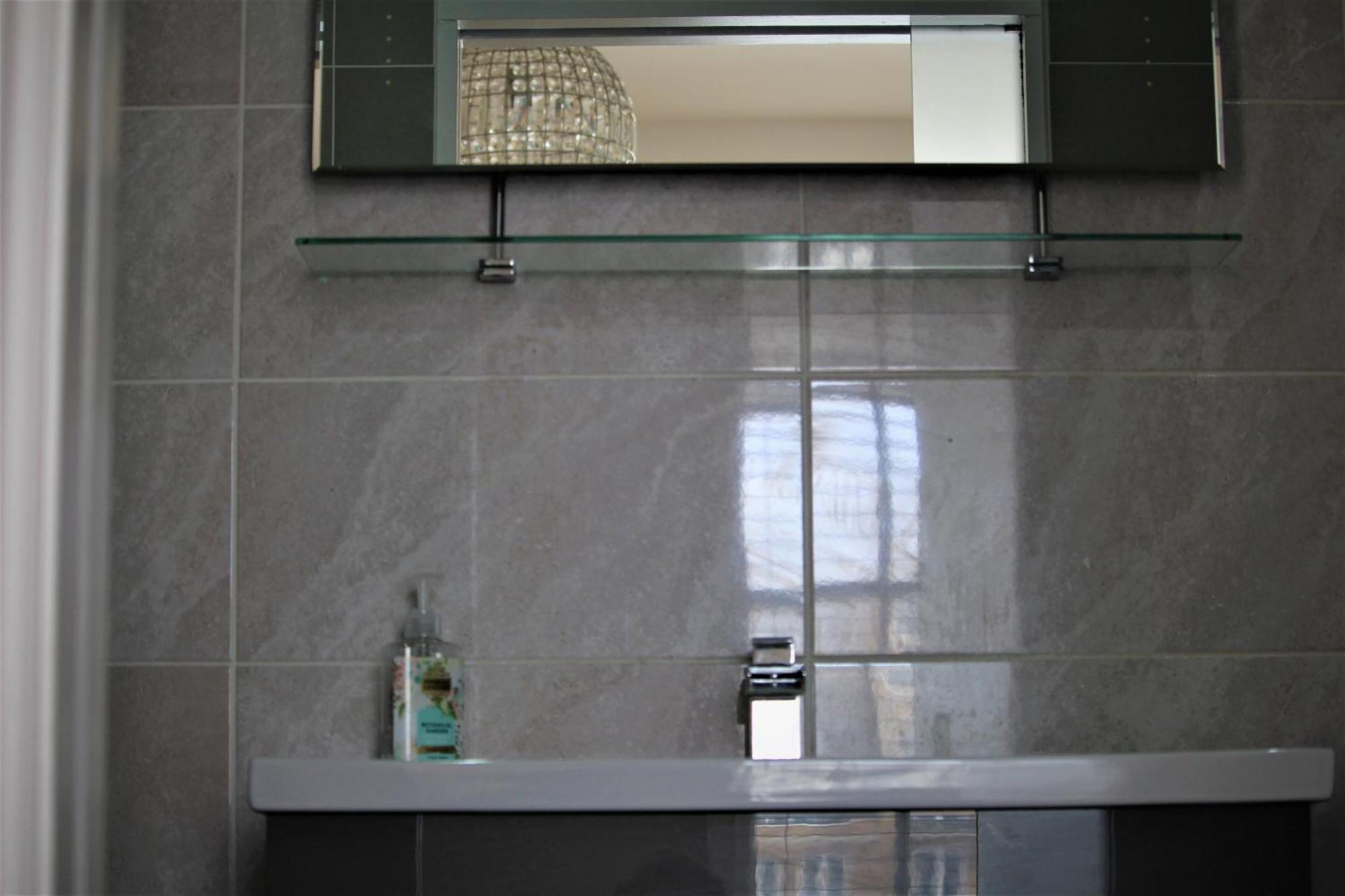 워딩 Warwick House - Stunning House With Terrace And Sea Views, Sleeps 11 빌라 외부 사진