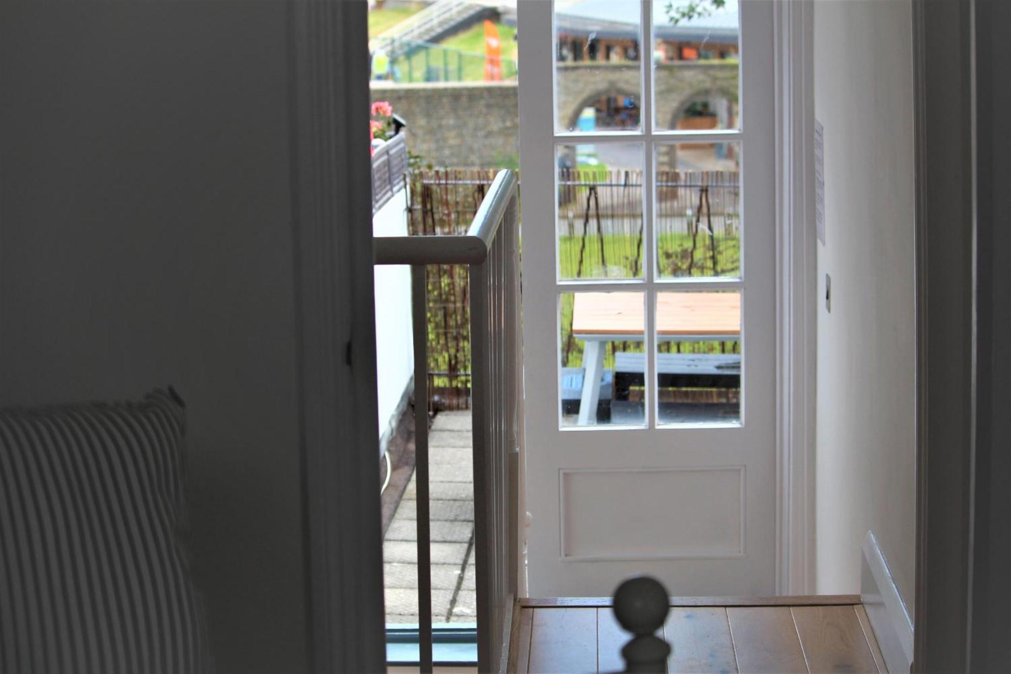 워딩 Warwick House - Stunning House With Terrace And Sea Views, Sleeps 11 빌라 외부 사진